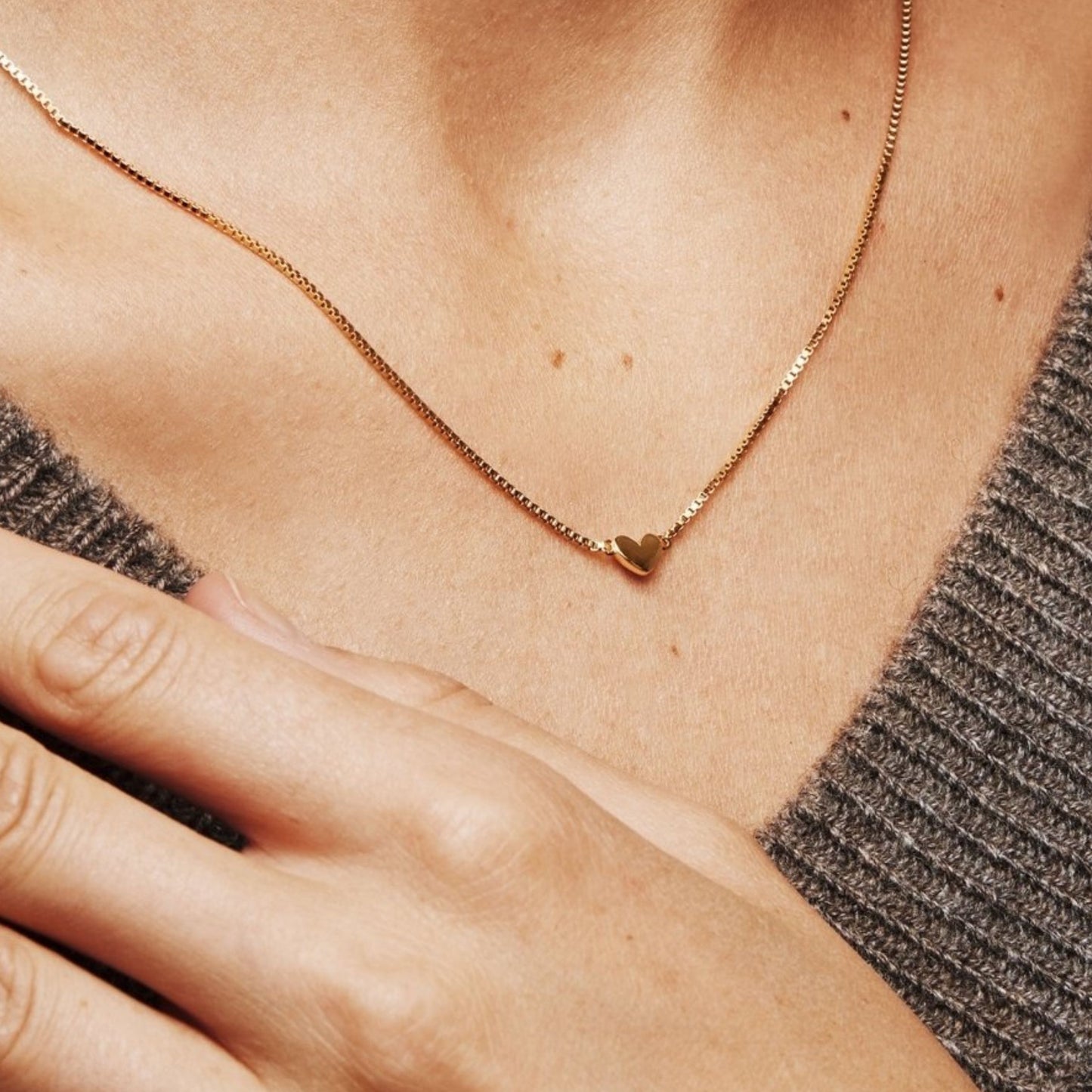 Admire necklace