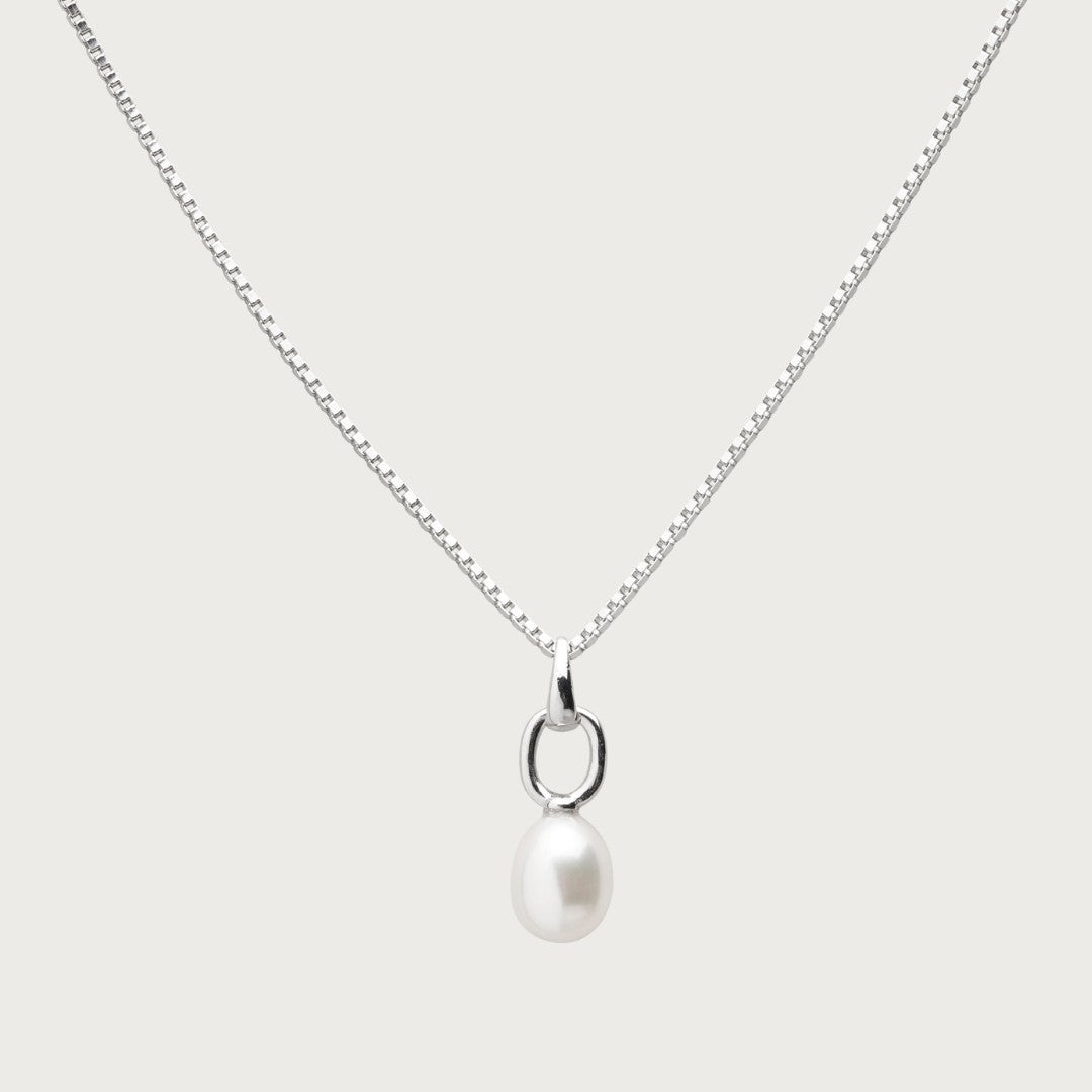 Coastal necklace
