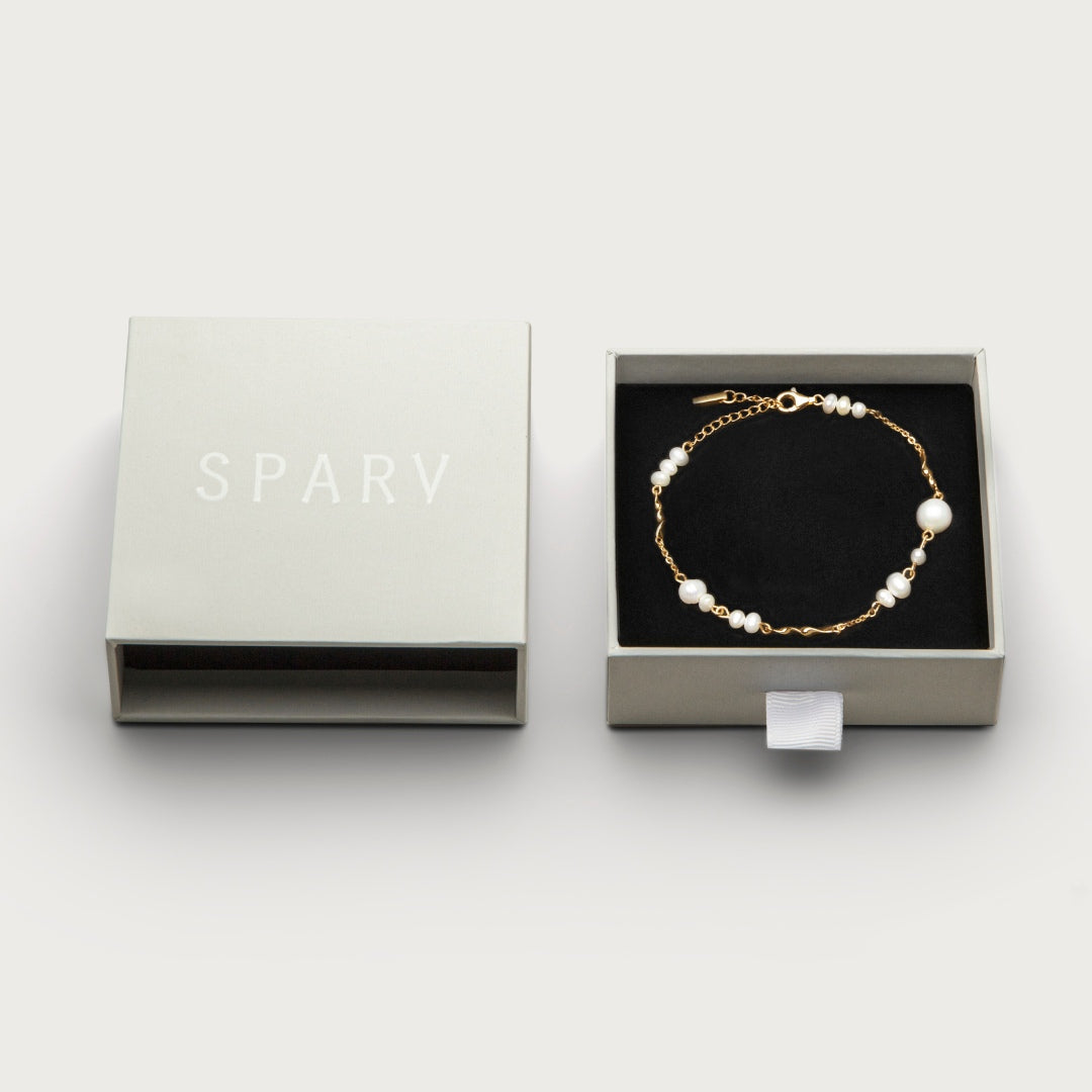 Cream bracelet