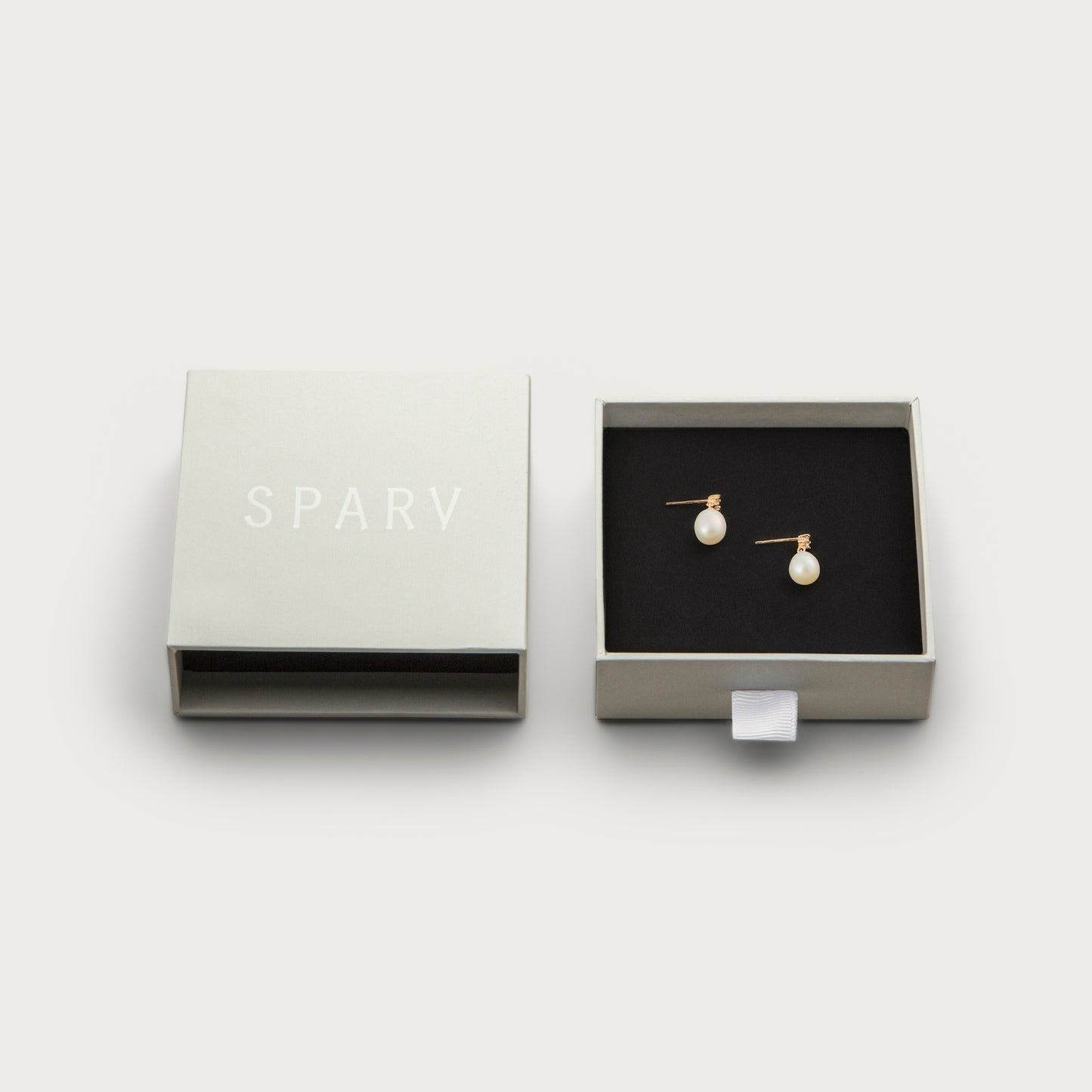 Daily earrings