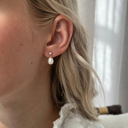 Daily earrings