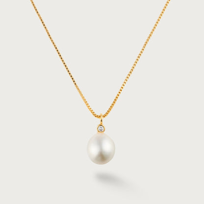 Day Pearl necklace