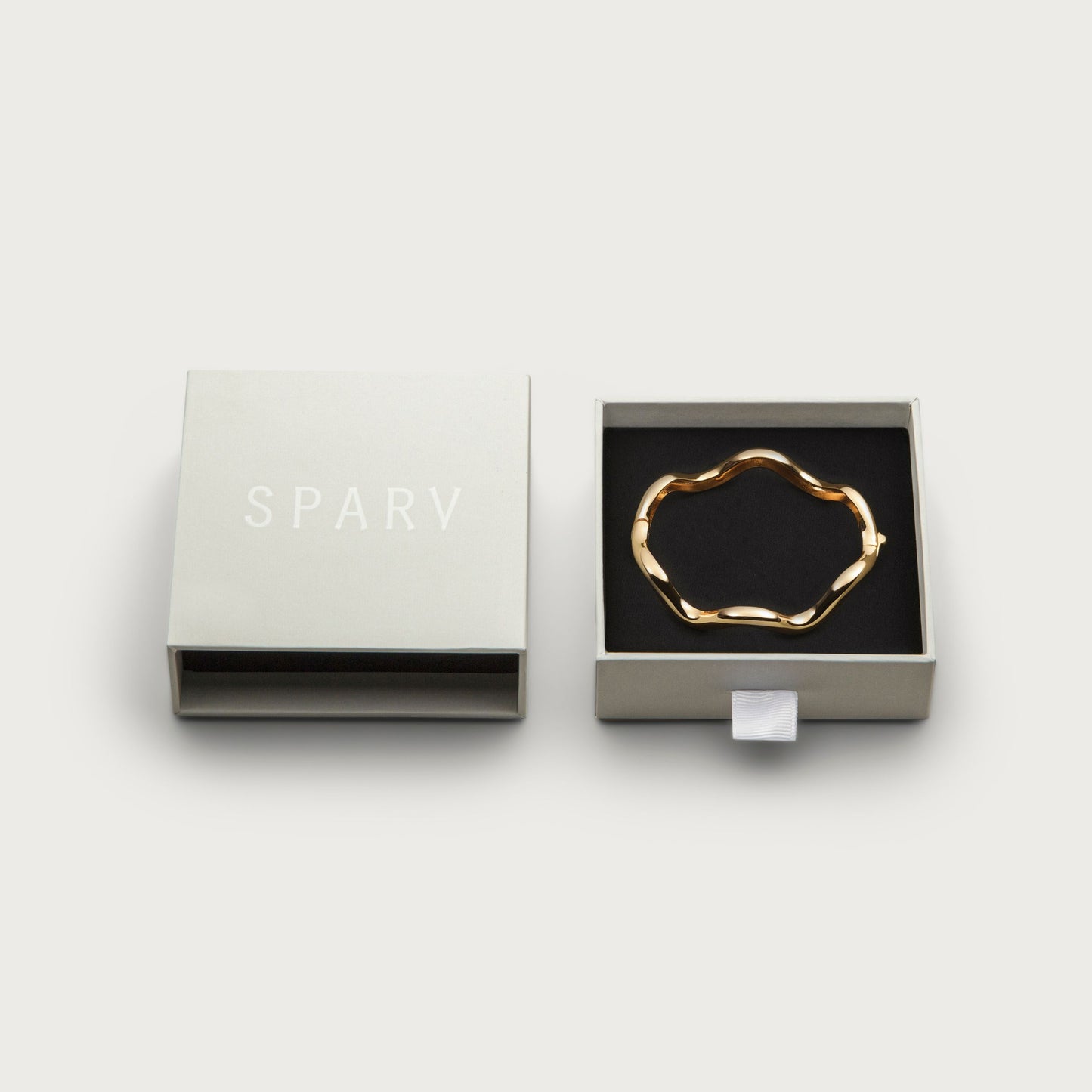 Flow Curve bracelet