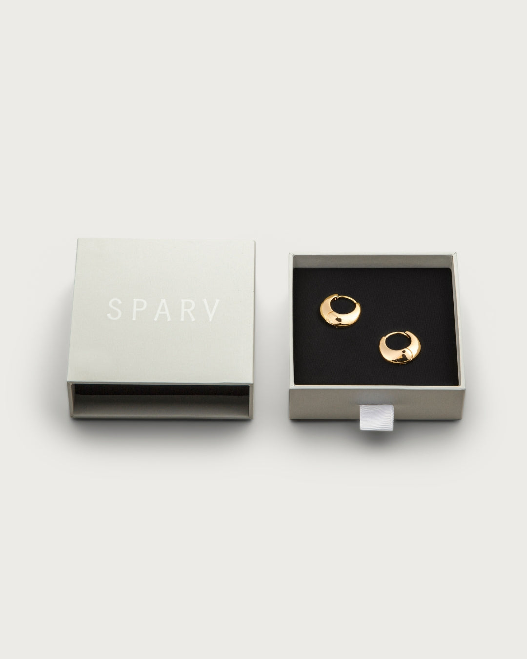 Gallery earrings
